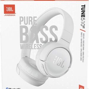 JBL White Over-Ear Wireless Headphones